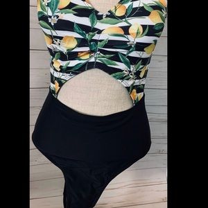 One Piece Swimsuit Tropical Flowers Sz M